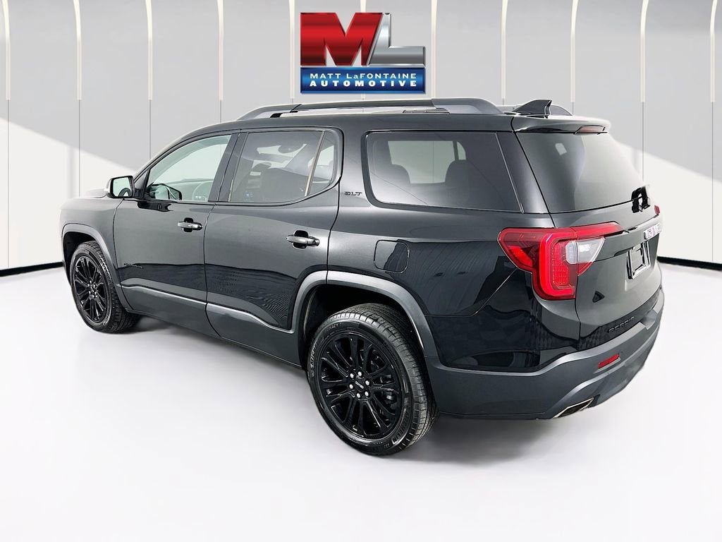 2023 GMC Acadia SLT