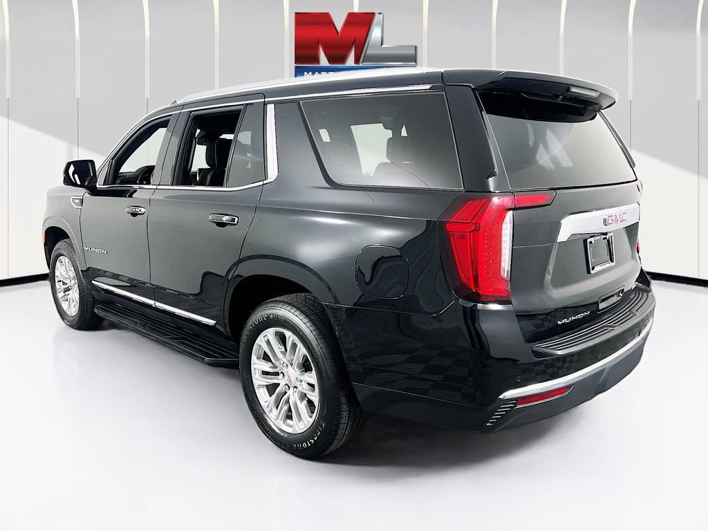 2023 GMC Yukon SLT