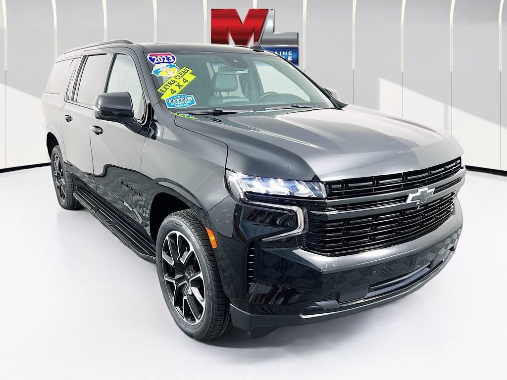 2023 Chevrolet Suburban RST