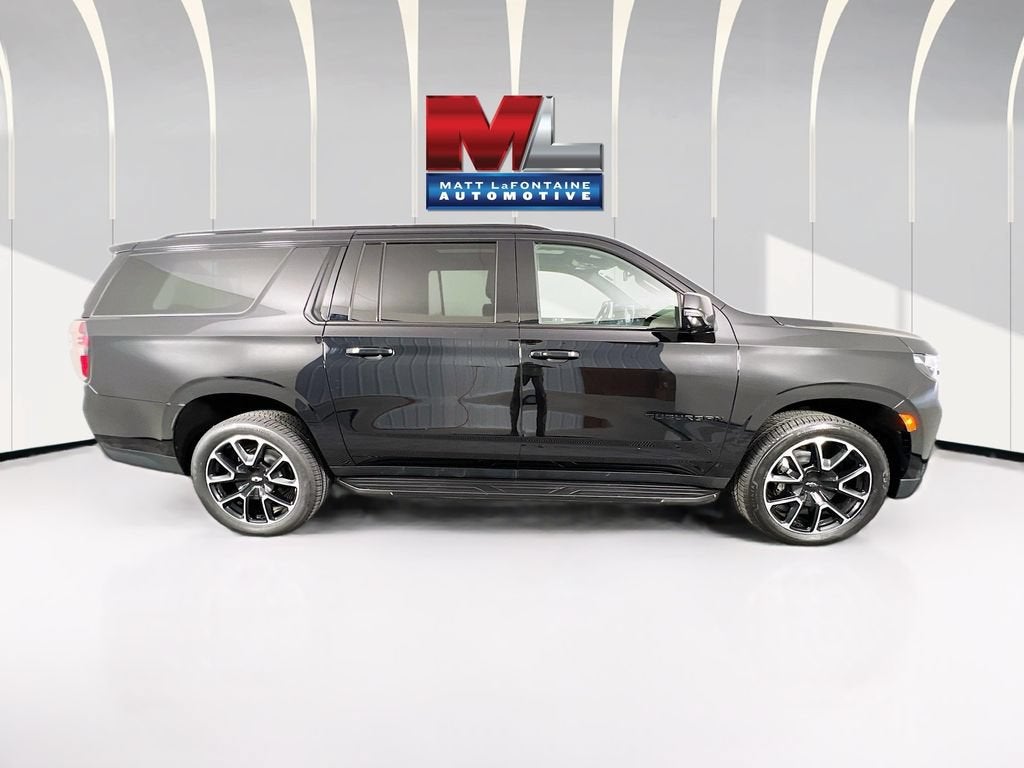 2023 Chevrolet Suburban RST