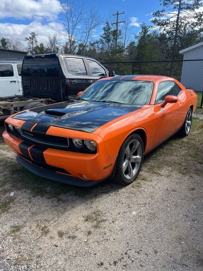 2014 Dodge Challenger SXT Plus